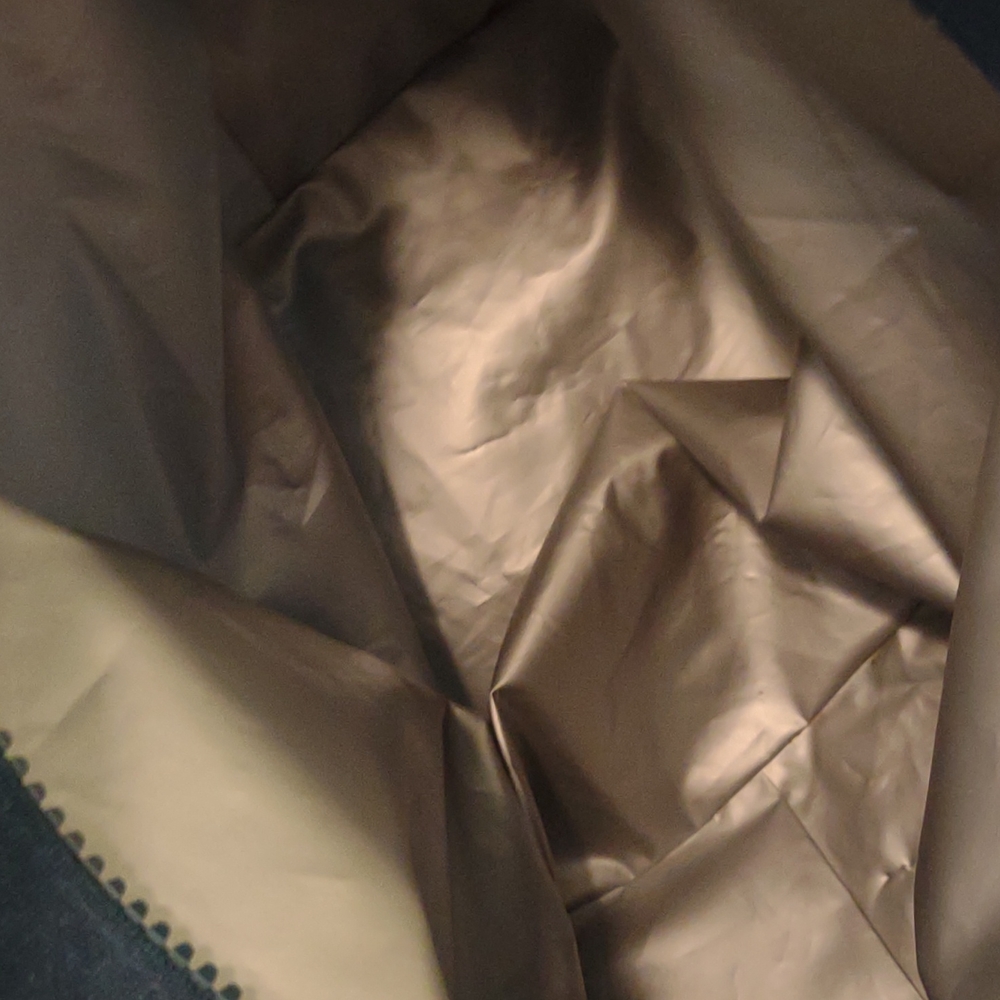 Built lunch tote. - Picture 7 of 10